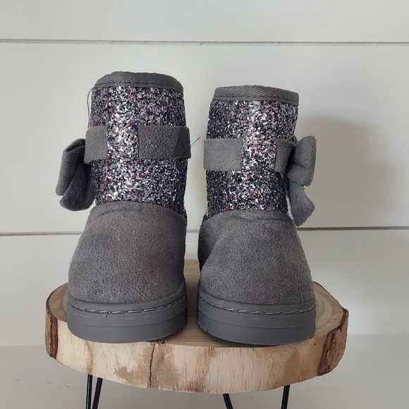 bebe Girls Winter Micro Suede Boots with Rhinestone Embellished Logo & Bow - Picture 3 of 6